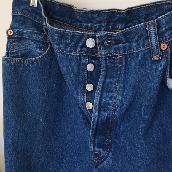 LEVI’s 501 Button Fly Men’s Jeans 👖 👖 - Picture 2 of 5